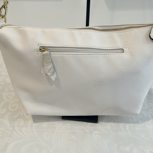 NWOT Steve Madden White Shoulder Bag. - Picture 4 of 11